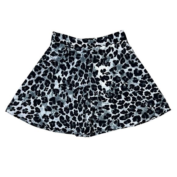 Zara Leopard Print Skirted Shorts Skort Size XS Black Gray NWT - Picture 4 of 7